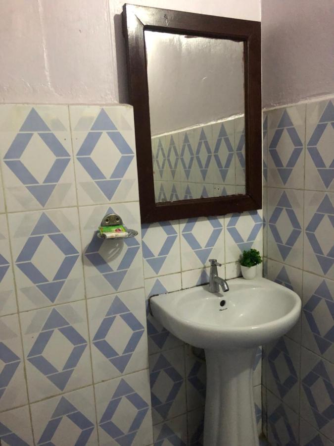Kohima Jn Hotel מראה חיצוני תמונה